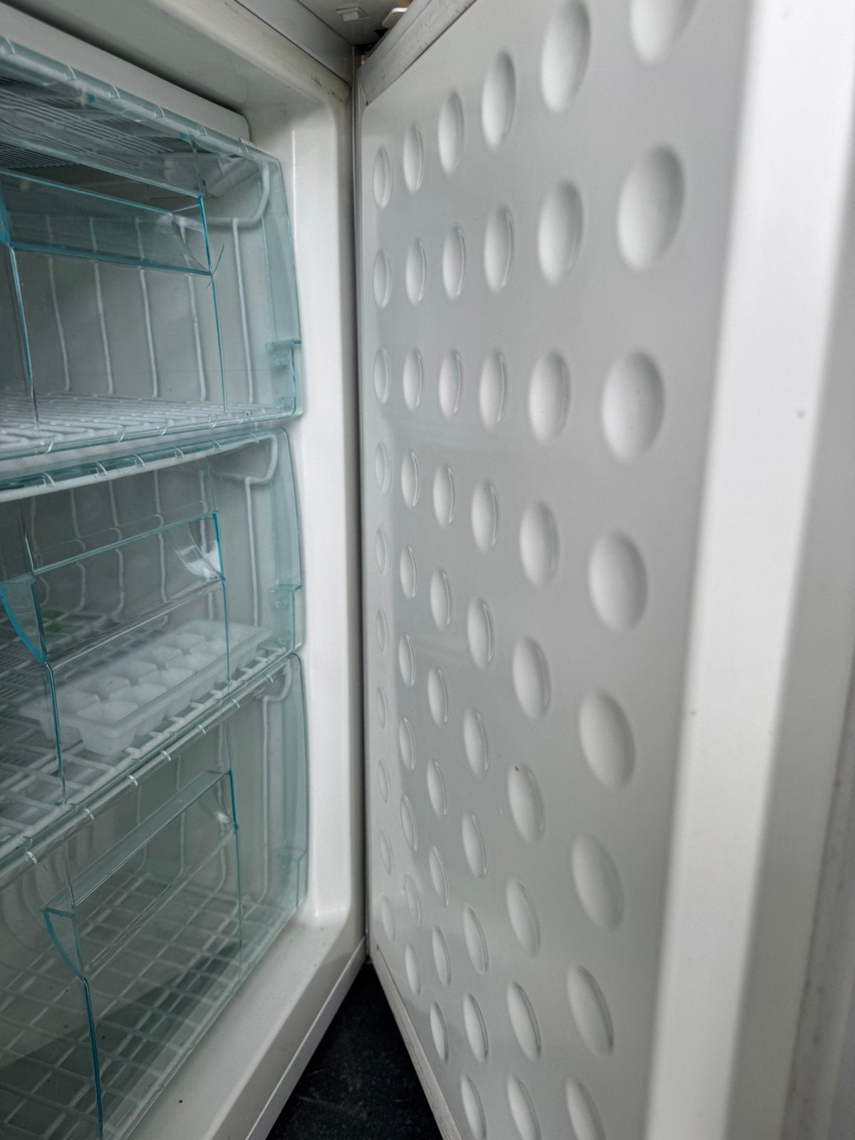 Frigibel diepvriezer, Gebruikt, Minder dan 85 cm, Tussenbouw, Minder dan 60 cm