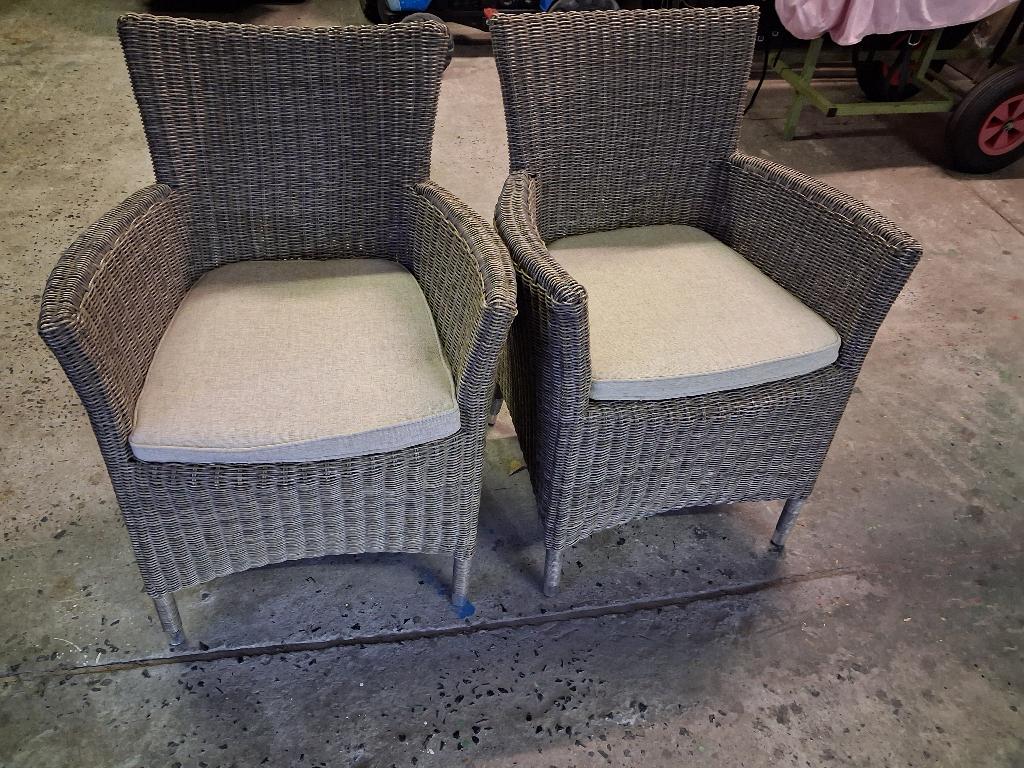 2 heel mooie zeteltjes, Tuin en Terras, Ophalen, Zo goed als nieuw, 2 zitplaatsen