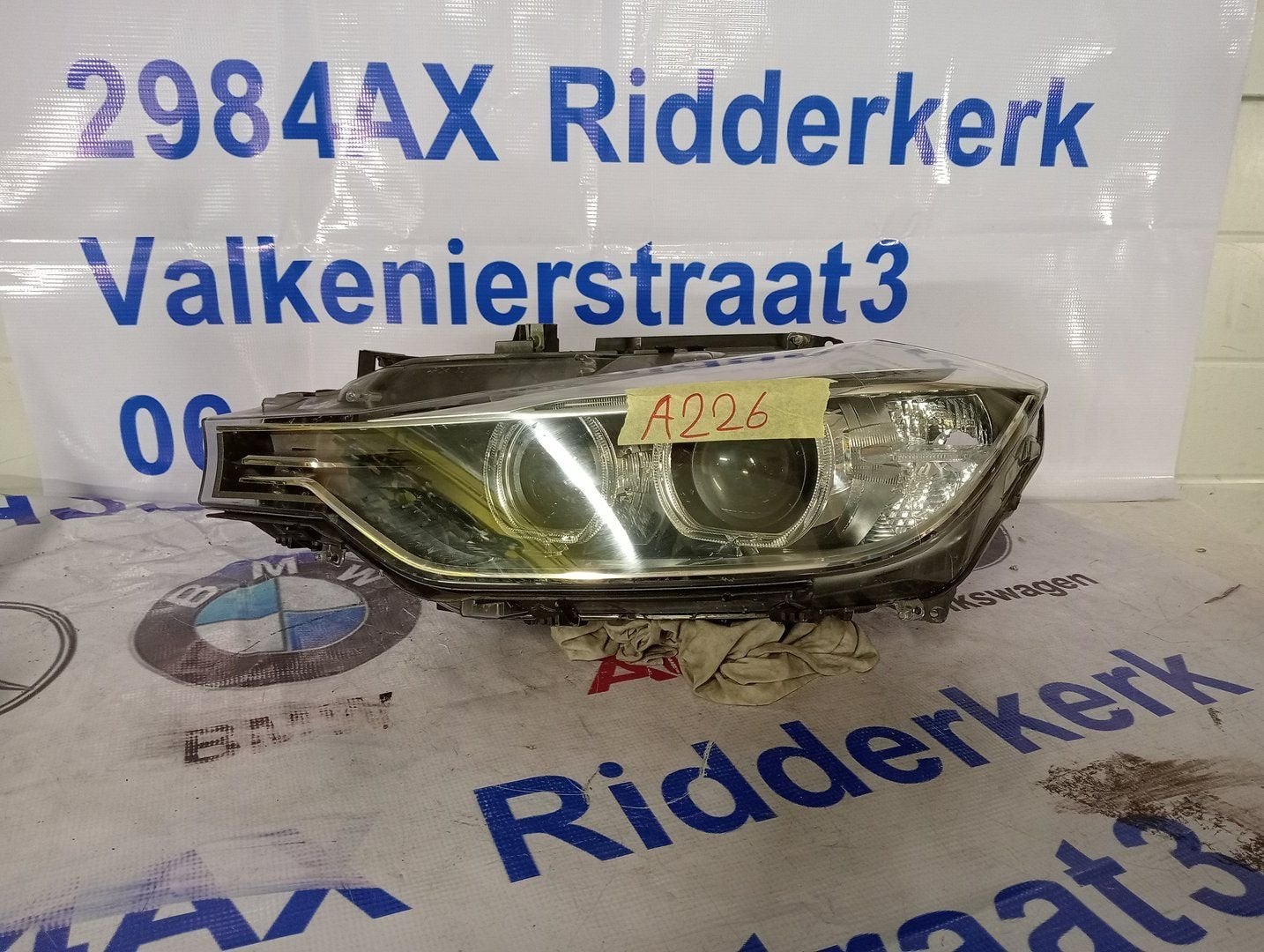 Koplamp xenon originlBMW 3-serie F30/F80 ('12-'15)7213110000, Gebruikt, -, -, Ophalen of Verzenden