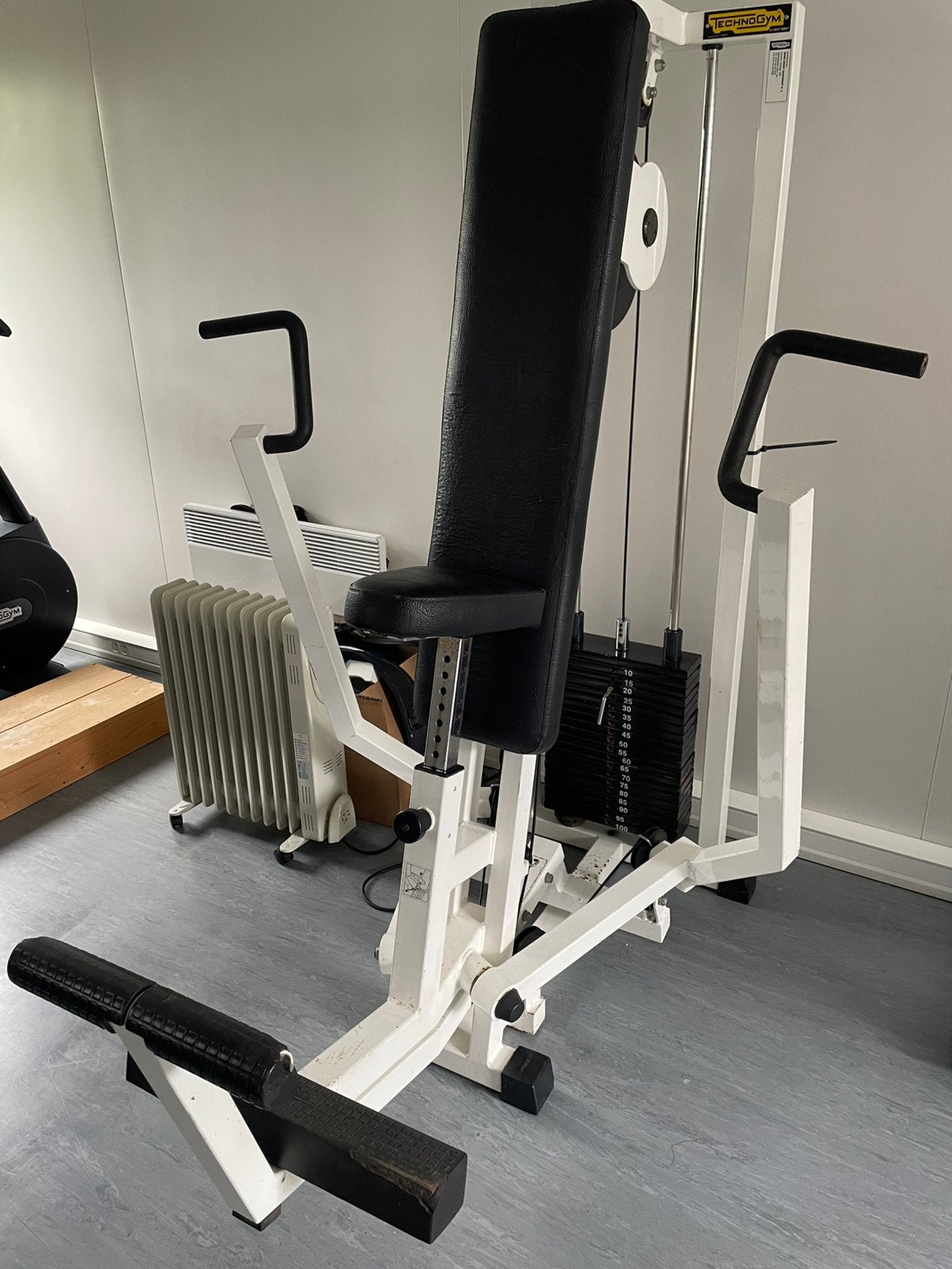 technogym Chestpress machine, Sports & Fitness, Équipement de fitness, Enlèvement, Utilisé