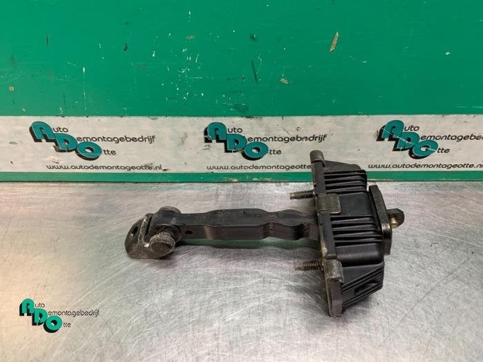 Butée 2portes gauche d'un Citroen C4 (C4 04-), Autos : Pièces & Accessoires, -, 3 mois de garantie, Utilisé, -
