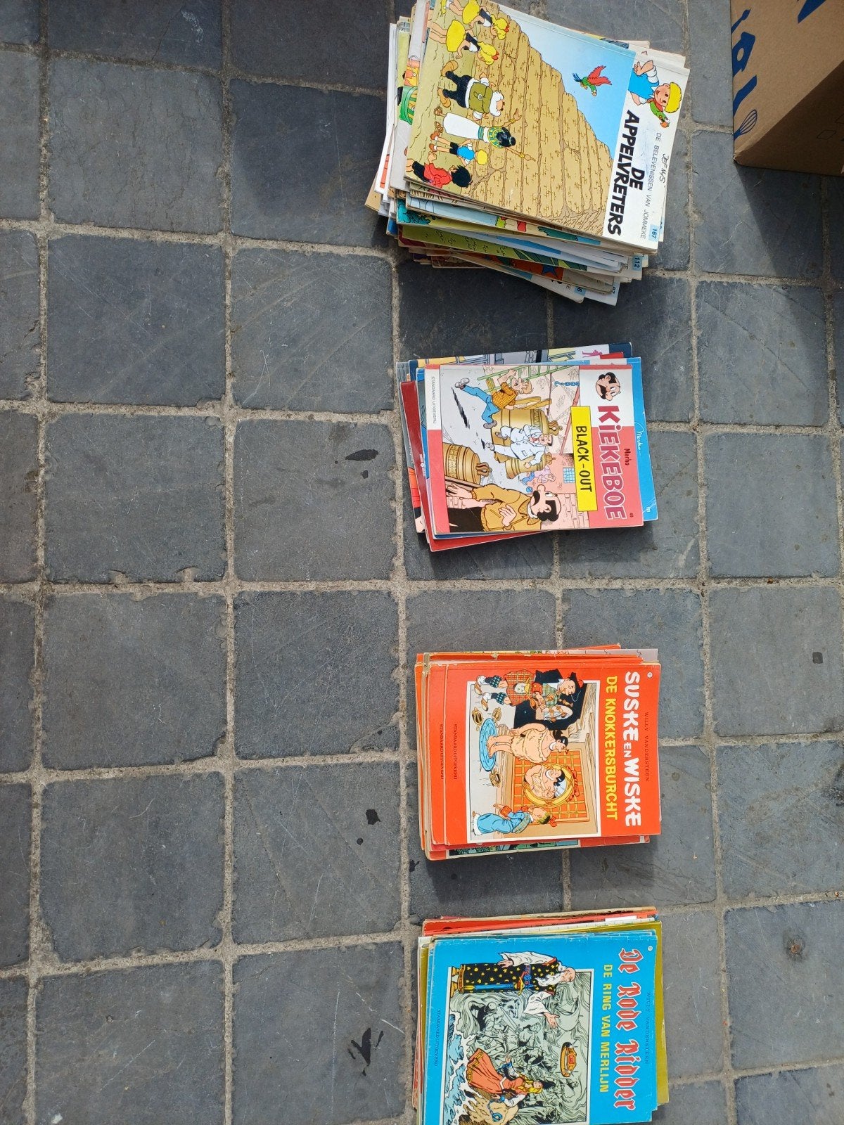 100 strips, Boeken, Stripverhalen, Meerdere stripboeken, Ophalen, Gelezen