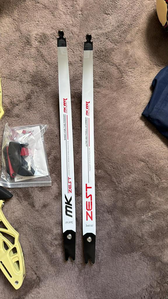 MK Zest 70-42, Sports & Fitness, Tir à l'arc, Enlèvement ou Envoi, Comme neuf, Flèches