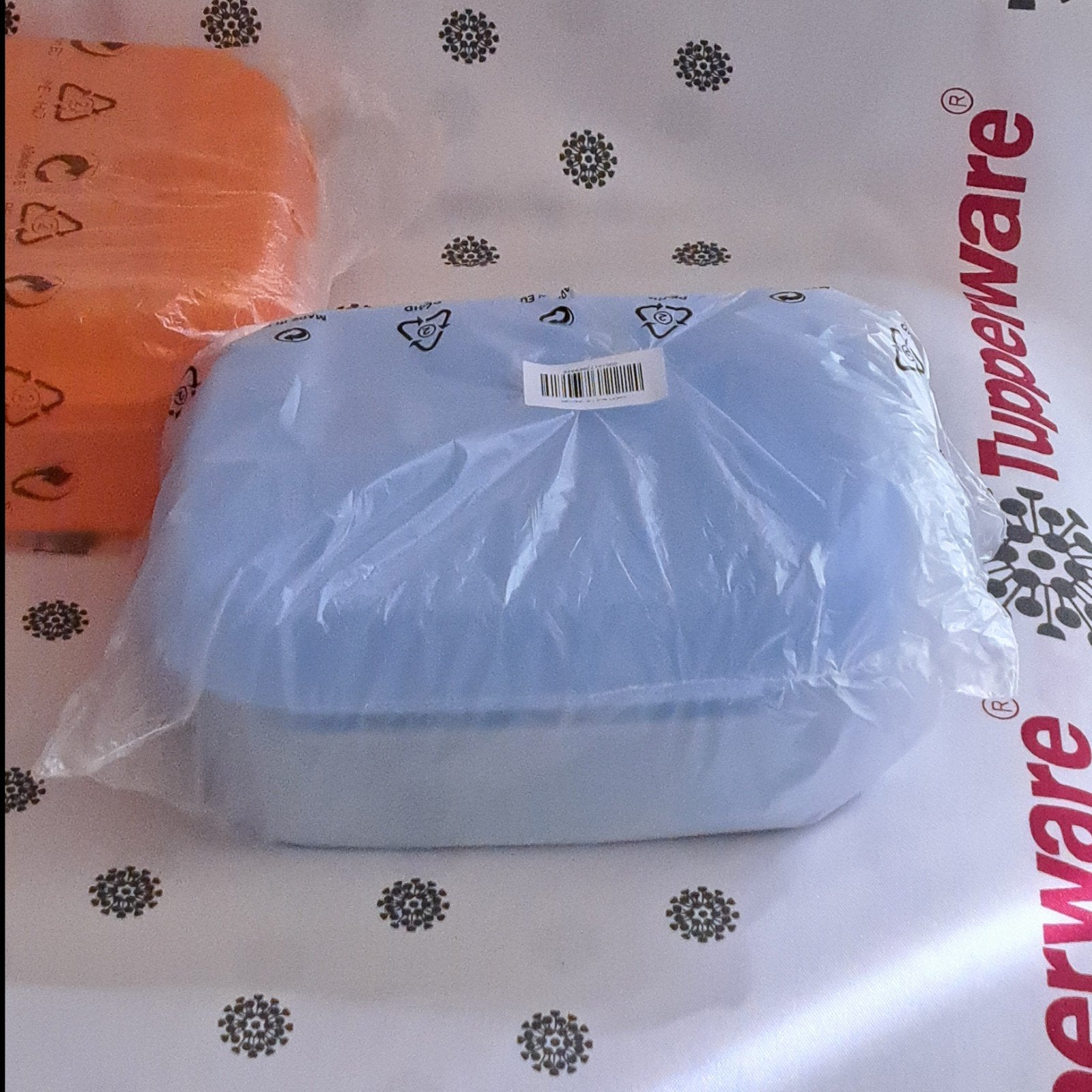 Tupperware nieuwe scharnierdoos/lunchbox, Huis en Inrichting, Keuken | Tupperware, Ophalen of Verzenden, Nieuw, Blauw, 1400 ml