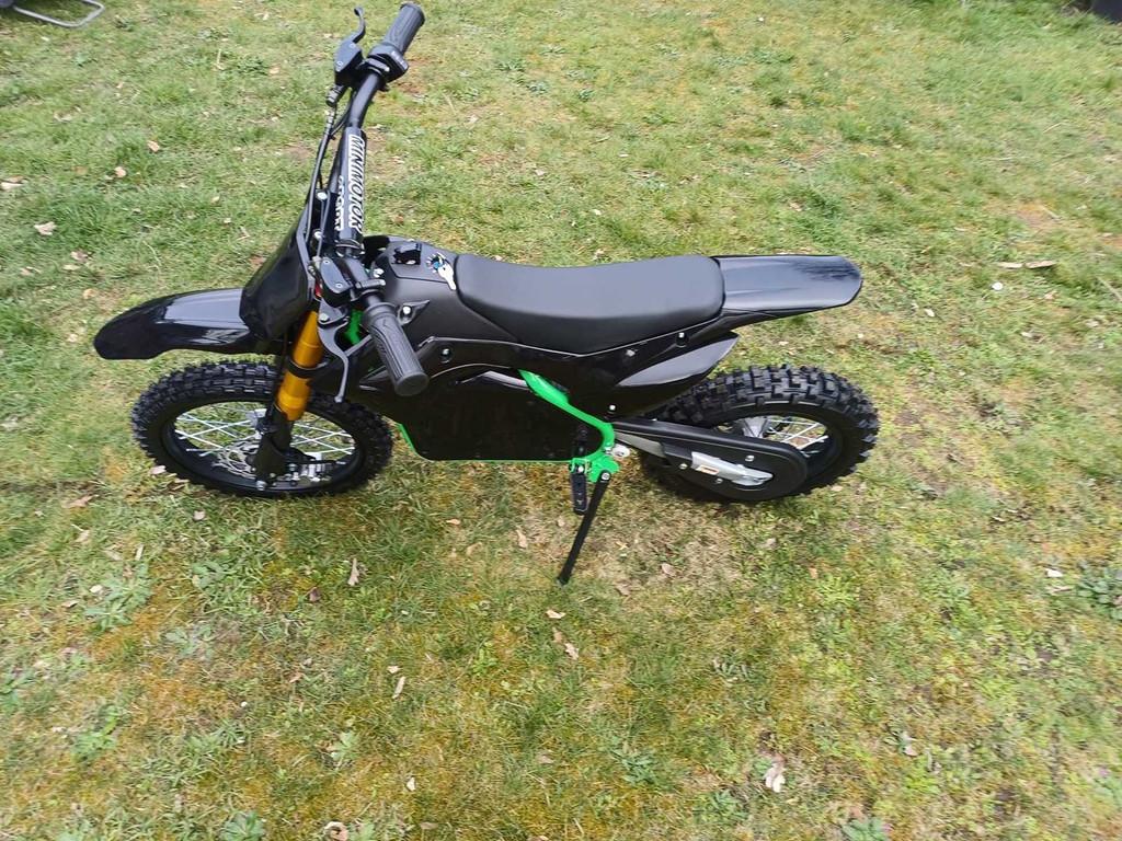 Crossmoto 1800Watt, Bedrijf, Overig
