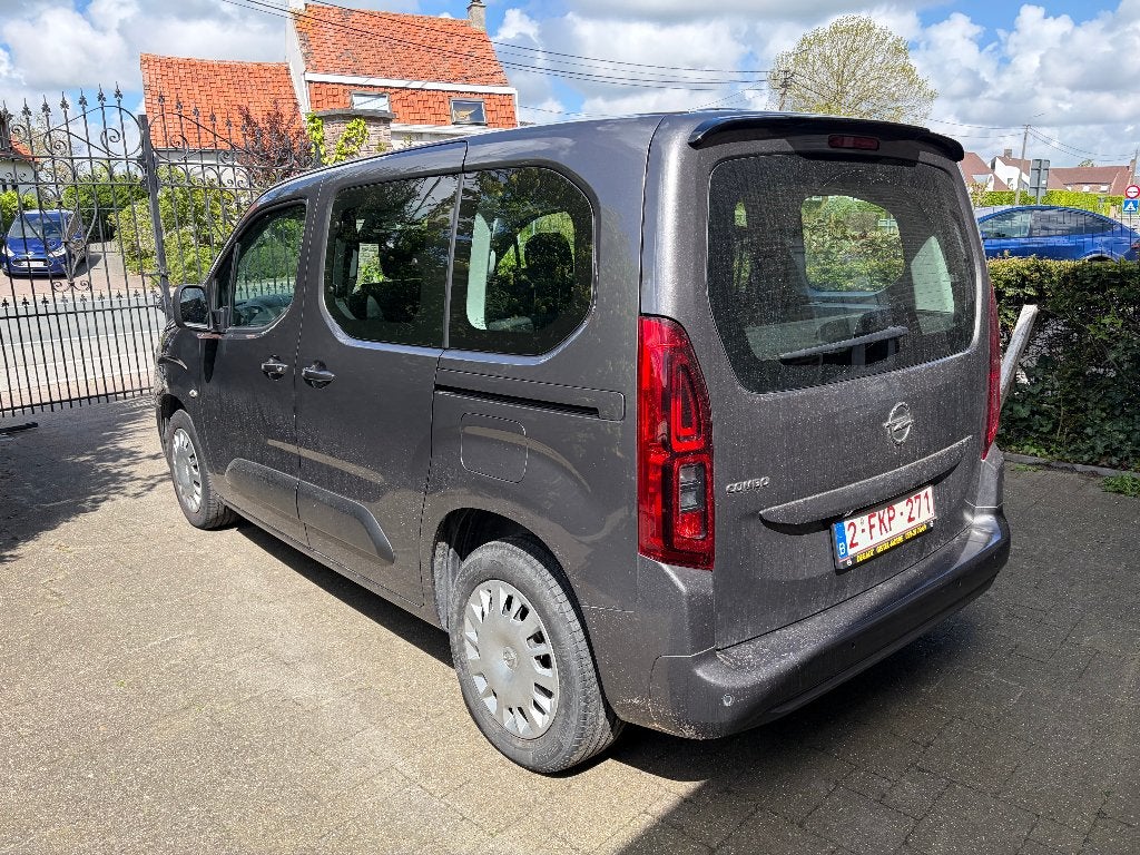 Opel Combo  - 1.2 AUTOMAAT - weinig kilometers, Autos, Argent ou Gris, Achat, Euro 6, Carnet d'entretien