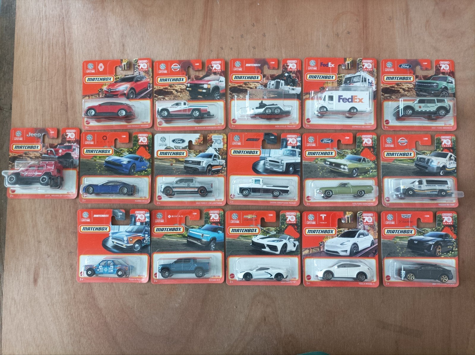 Boîte d'allumettes sous blister. 16 boîtes différentes., Enlèvement ou Envoi