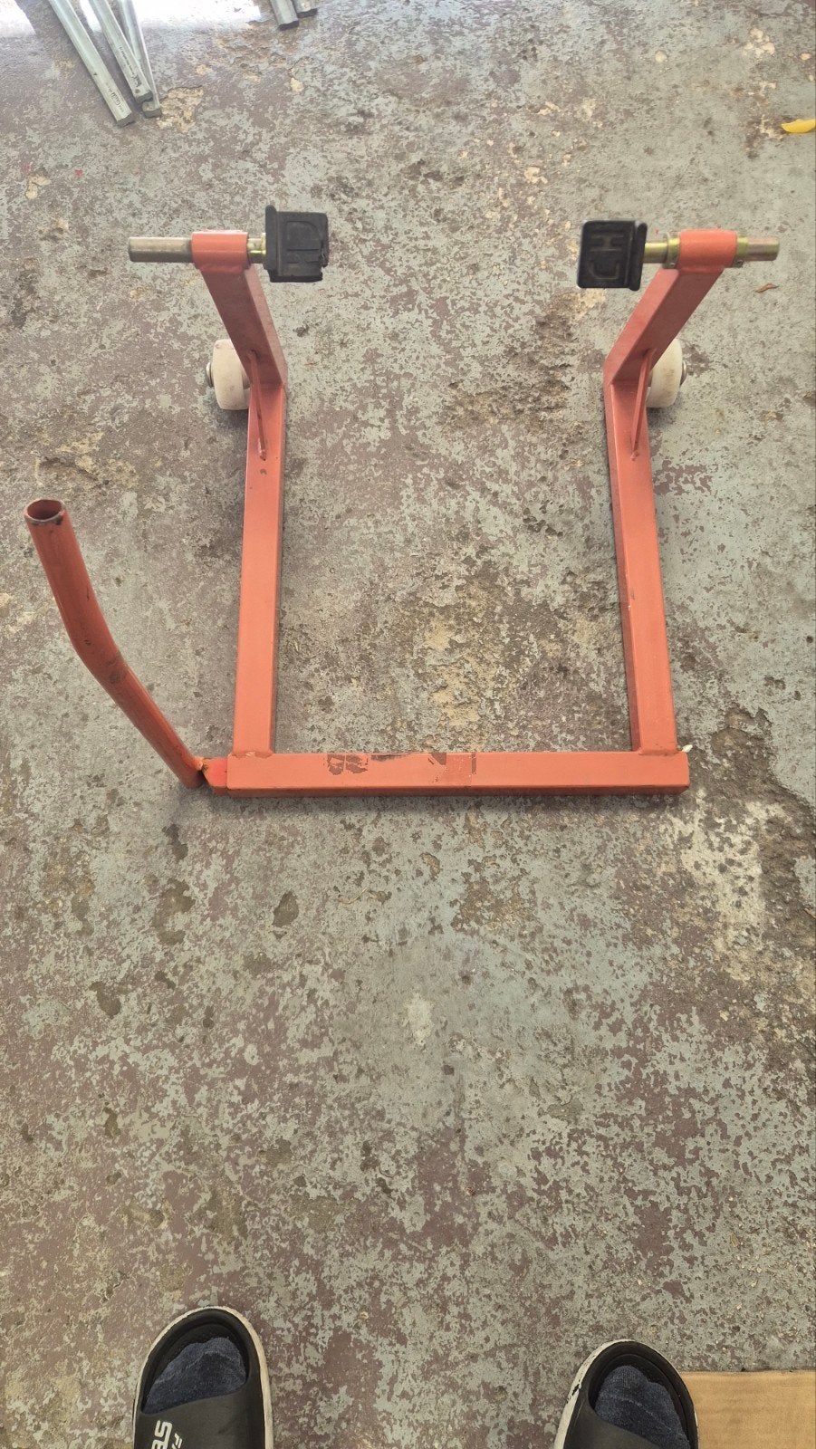 Motorfiets paddockstand  het achterwiel, Motoren, Ophalen