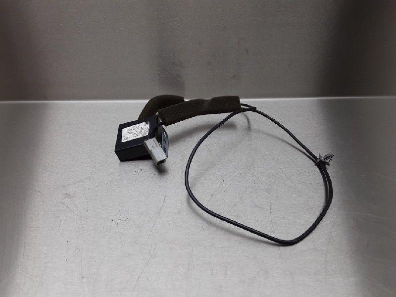 ANTENNE GPS Nissan Murano (Z51) (01-2003/09-2014), Dhr. M. Roggen, Stadsweg 37 37
9917 PV  WIRDUM GR., NL, Nissan, Utilisé