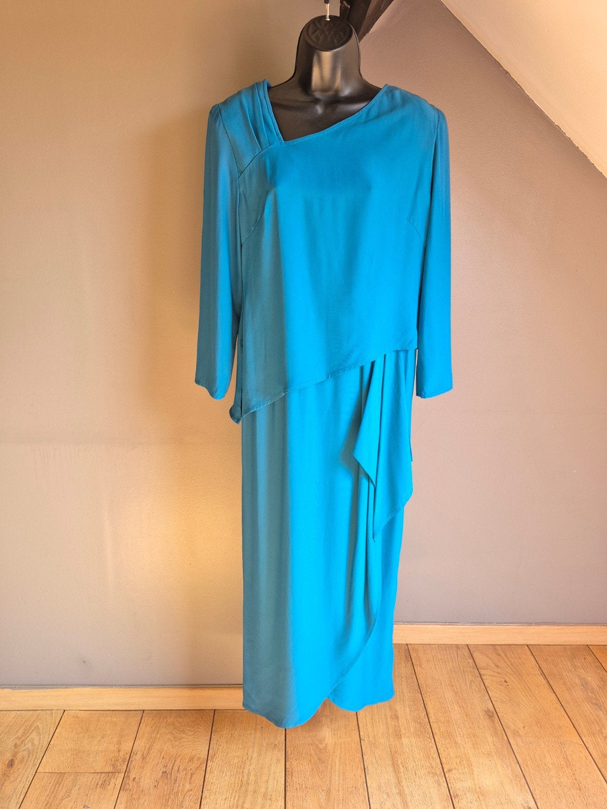 Robe longue fluide bleue turquoise Mady Bruxelles taille 44, Enlèvement ou Envoi, Bleu
