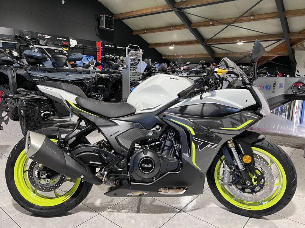Benelli Tornado 550, 550 cm³, Entreprise, Plus de 35 kW, Super Sport