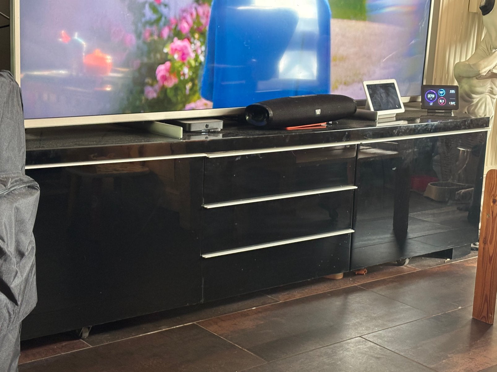 Tv kast, Ophalen, Zo goed als nieuw