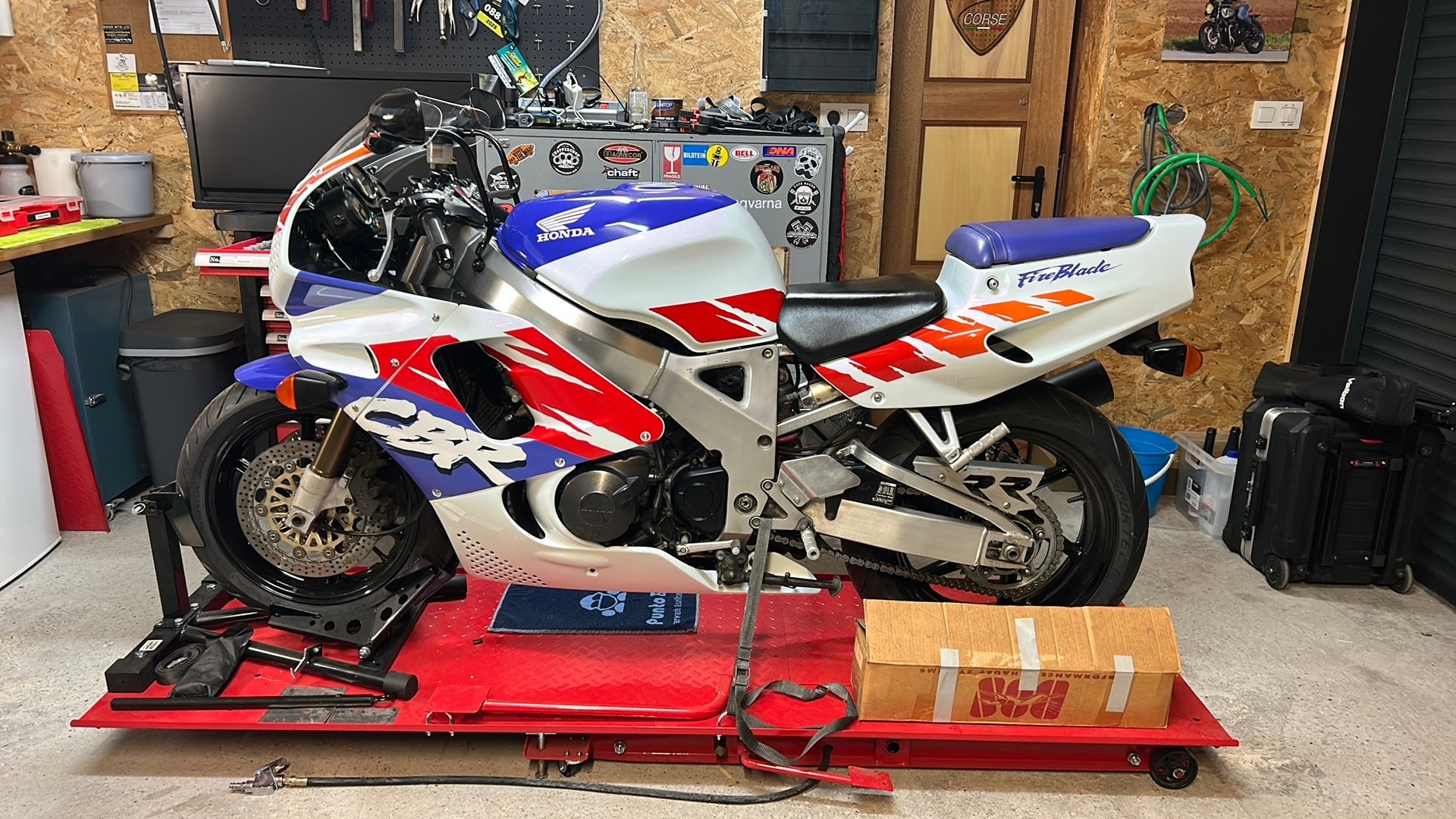 Honda fireblade 900rr (SC28), Motos, Enlèvement