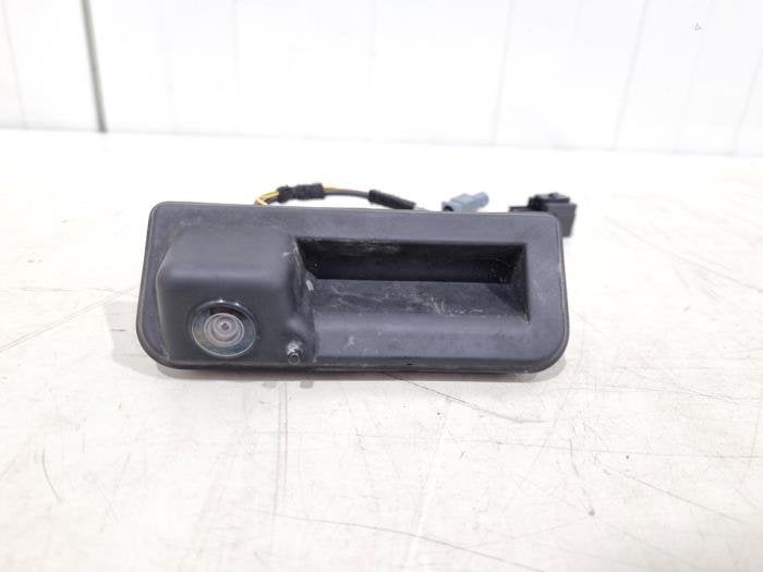 Poignée hayon d'un Volkswagen Taigo, Volkswagen, -, 3 mois de garantie, Utilisé