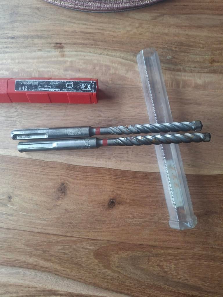 Foret hilti sds max, Bricolage & Construction, Outillage | Foreuses, Enlèvement