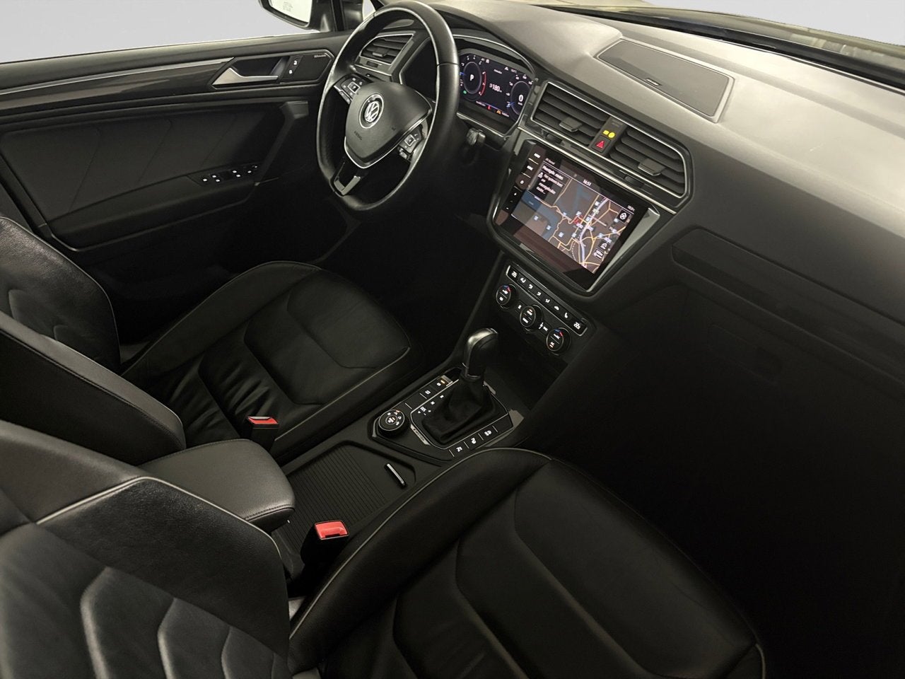 Volkswagen Tiguan Allspace Highline 2.0 TSI 4MOTION 162 kW (, Achat, Automatique, https://public.car-pass.be/vhr/f67f3131-6010-474a-b7a1-7a469fbf2db1