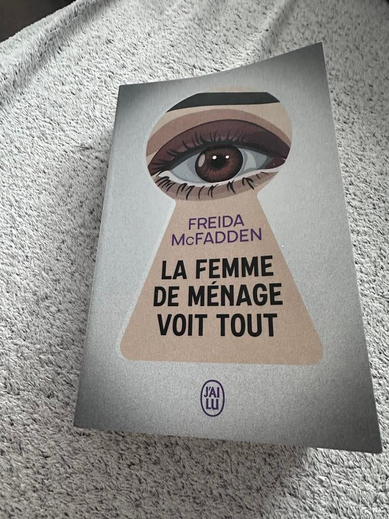 Roman, Enlèvement, Comme neuf