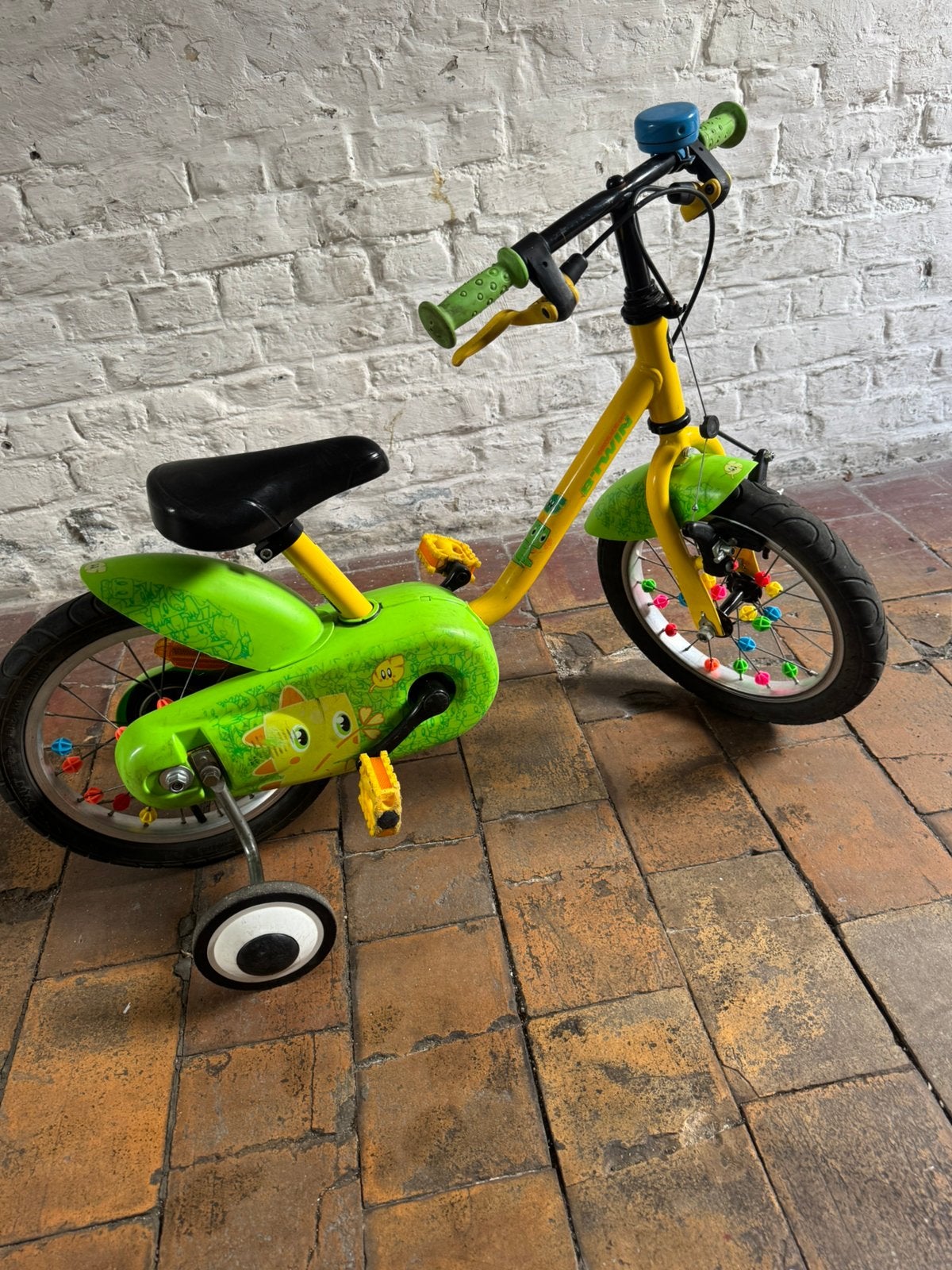 Vélo enfant BTWIN DINOSAUR 500 14 pouces, Vélos & Vélomoteurs, Frein sur jante, Stabilisateurs, Enlèvement, Comme neuf