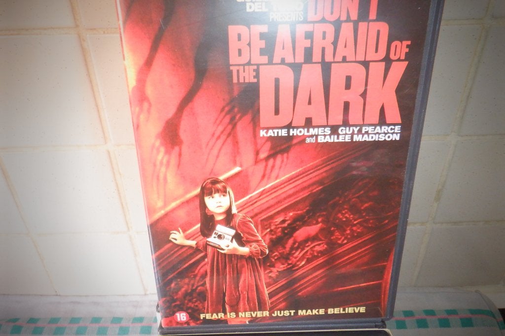 DVD Don't Be Afraid Of The Dark., CD & DVD, Suppléments, Enlèvement ou Envoi, Anglais, À partir de 16 ans