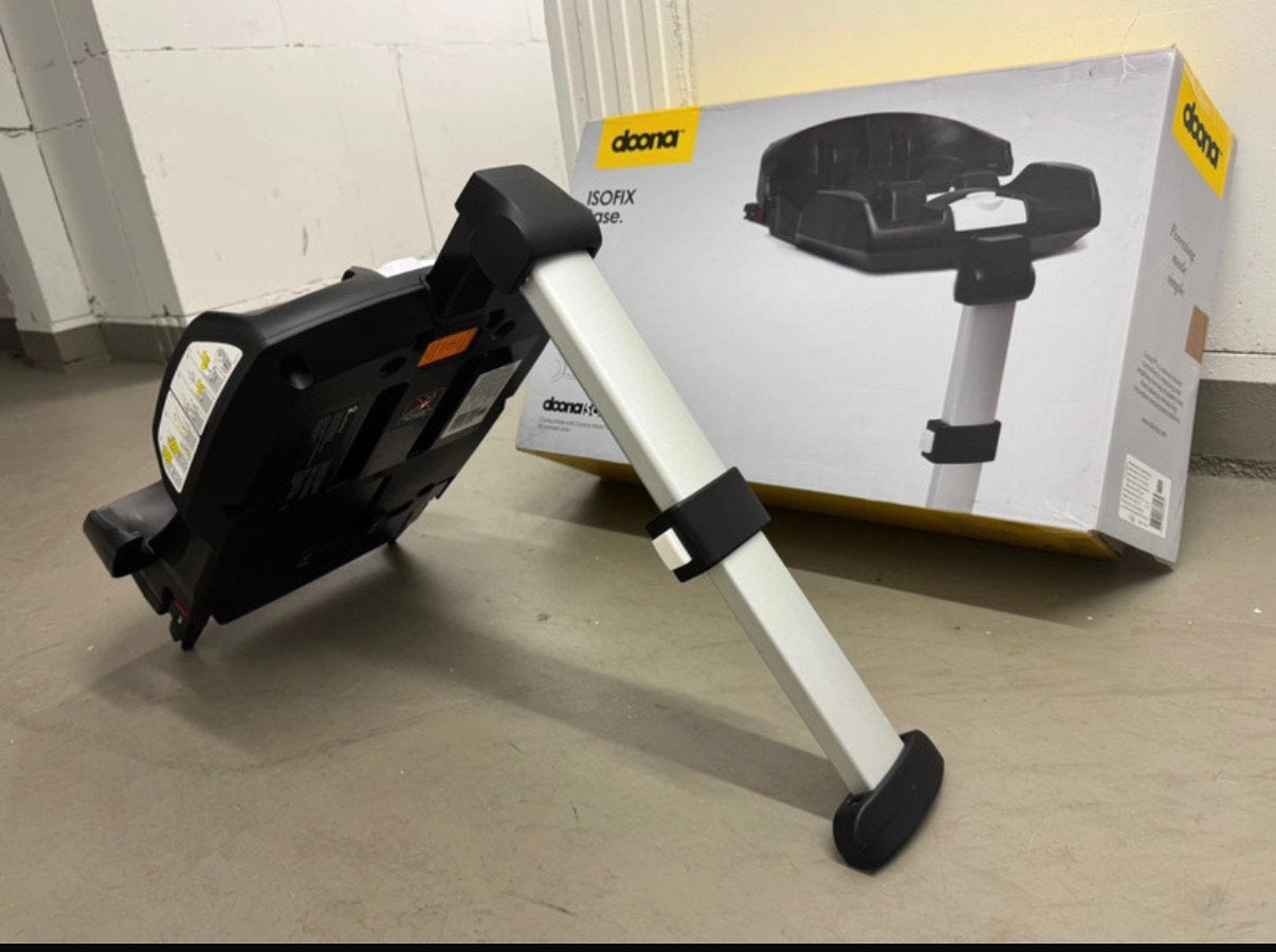 Doona Isofix-basis, Ophalen of Verzenden, Zo goed als nieuw, Autogordel