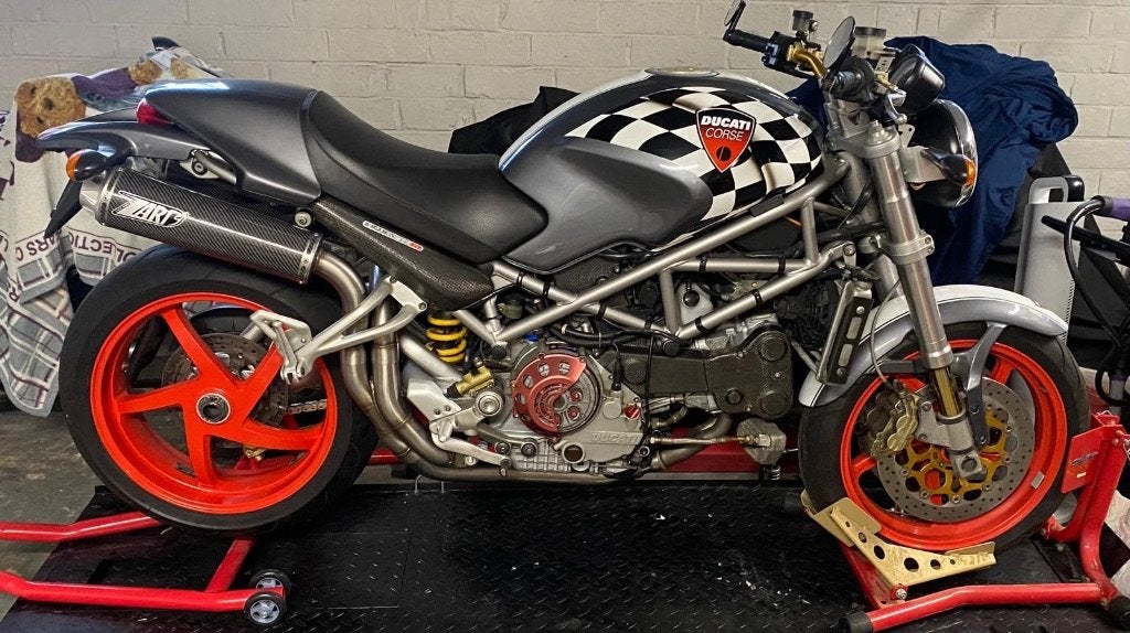 Ducati Monster S4R Senna - Zard - Grote Desmo beurt, Motoren, Motoren | Ducati, Particulier, Sportuitlaat, Gebruikt, Ophalen
