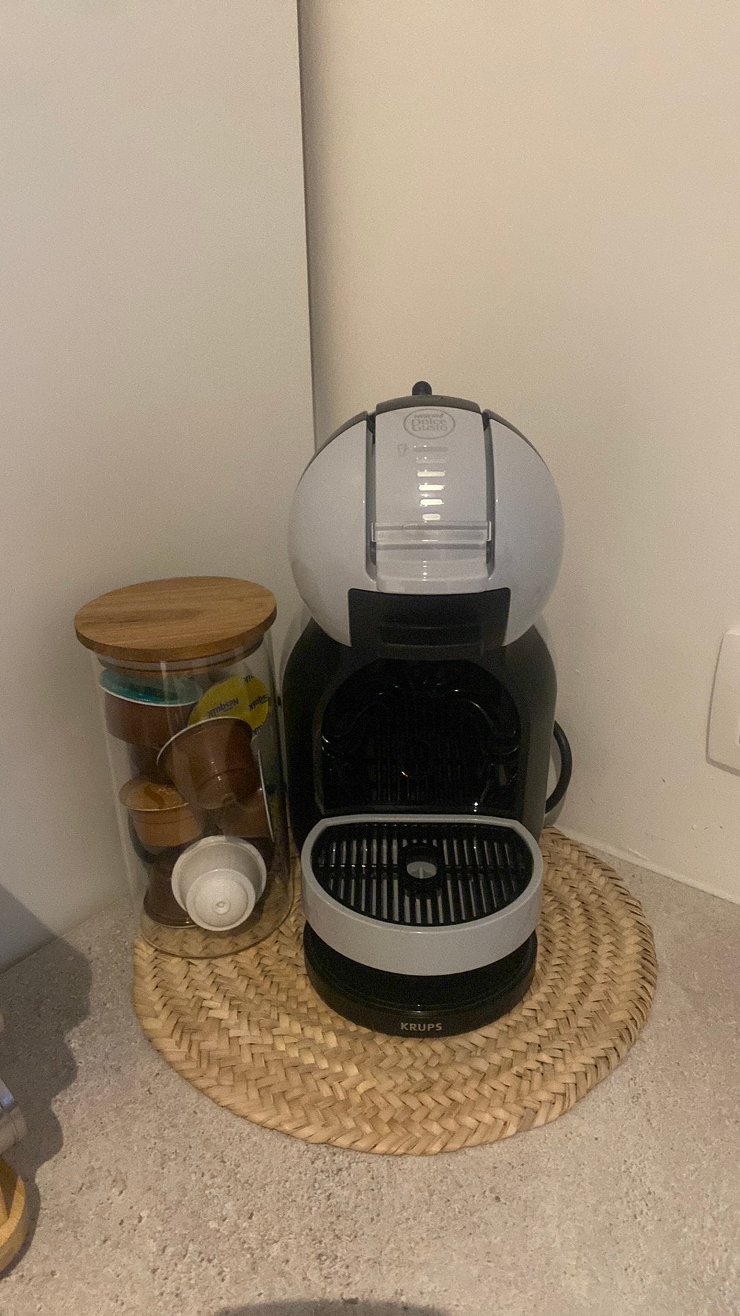 Dolce Gusto, Elektronische apparatuur, Koffiezetapparaten, Ophalen, Zo goed als nieuw
