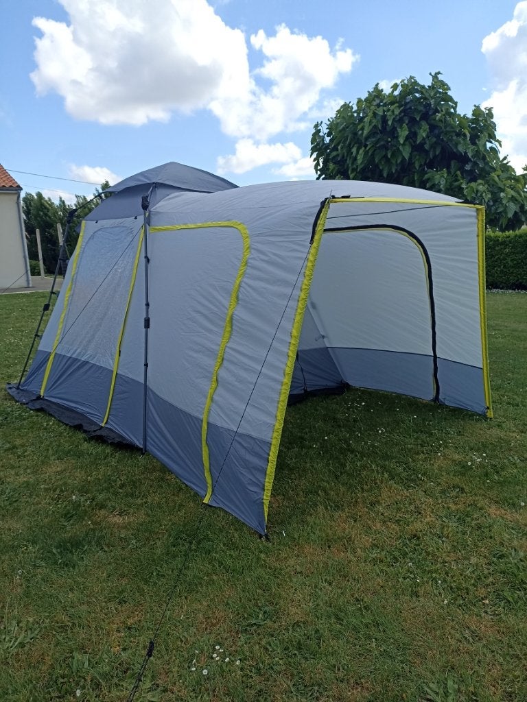 Trigano Sapporo Hatchback-voortent, Caravans en Kamperen, Voortenten en Luifels, Ophalen of Verzenden, Zo goed als nieuw, Overige merken