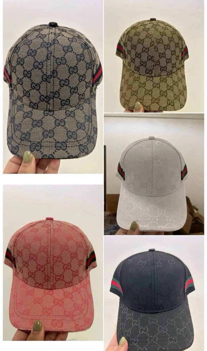 Gucci petten NIEUW 6 beschikbaar  2 gele 2 zwarte en 2 roze, Kleding | Heren, Hoeden en Petten, Ophalen, Nieuw, One size fits all