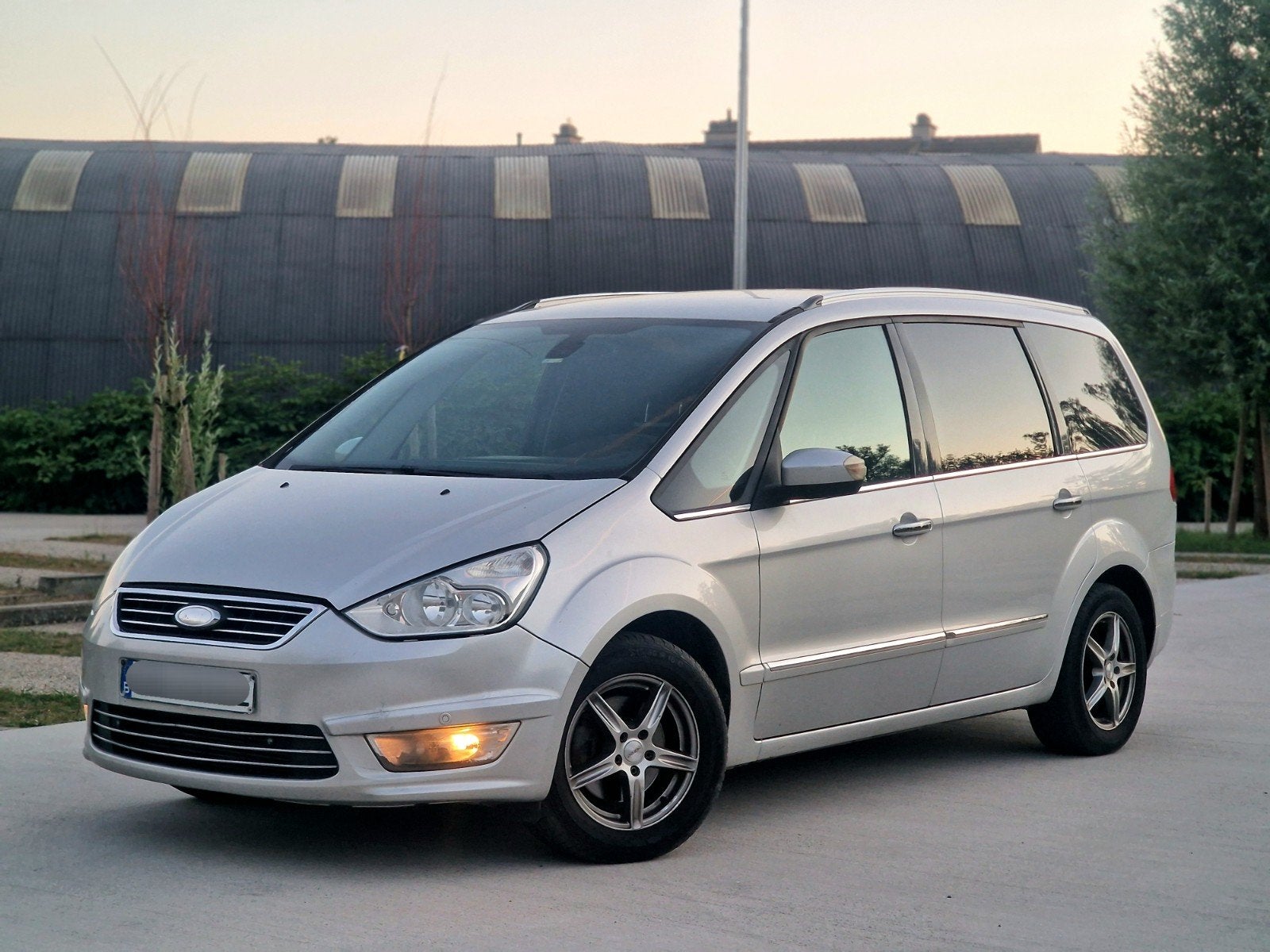Ford Galaxy 2.2 TDCi – 7 zitplaatsen – 200 pk - 2011- EURO5, Auto's, Ford, Euro 5, Stof, Zwart, 7 zetels