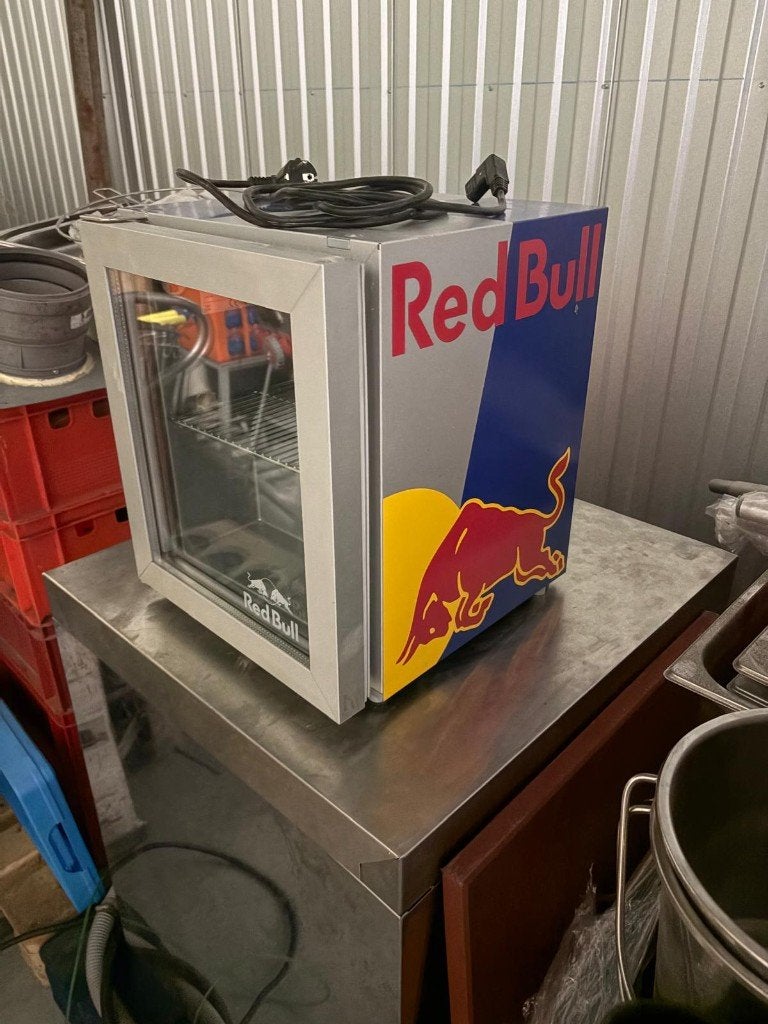 Originele Red Bull Window Cooler / minibar koelkast, Ophalen, Minder dan 85 cm, Minder dan 75 liter, 45 tot 60 cm