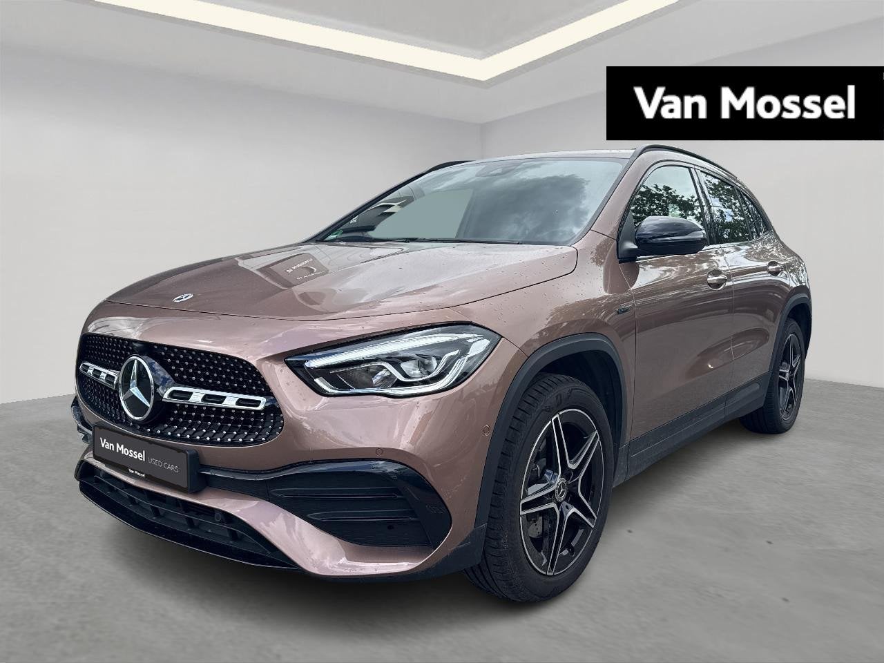 Mercedes-Benz GLA 250E, Auto's, Stof, 4 cilinders, Plug-in hybride, Bedrijf