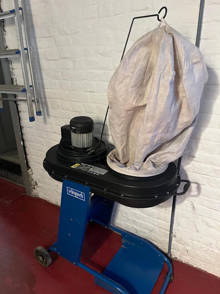 Bouwstofzuiger, Enlèvement, Comme neuf