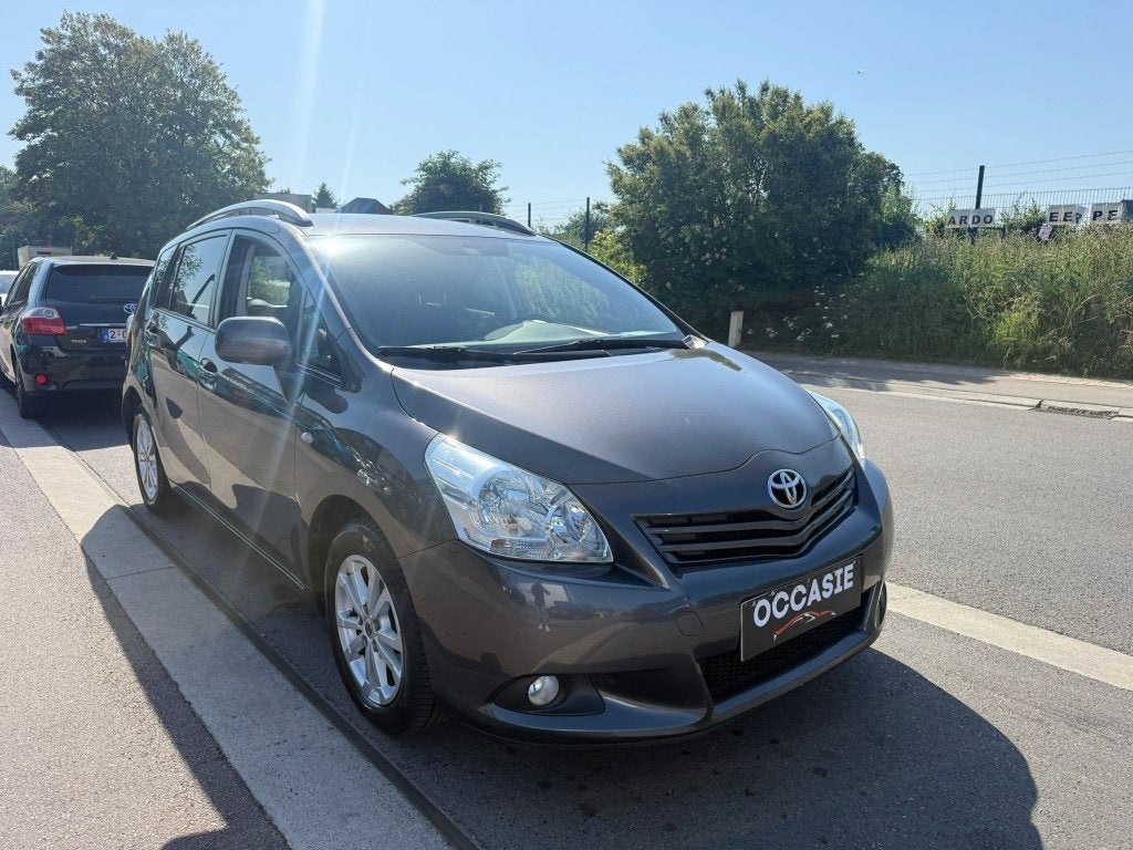 Toyota Verso 1.6i Executive **12M GARANTIE**, Euro 5, Monovolume, https://public.car-pass.be/vhr/f4a3dc2e-19b4-46ea-baba-bacd5a97c232?lang=fr