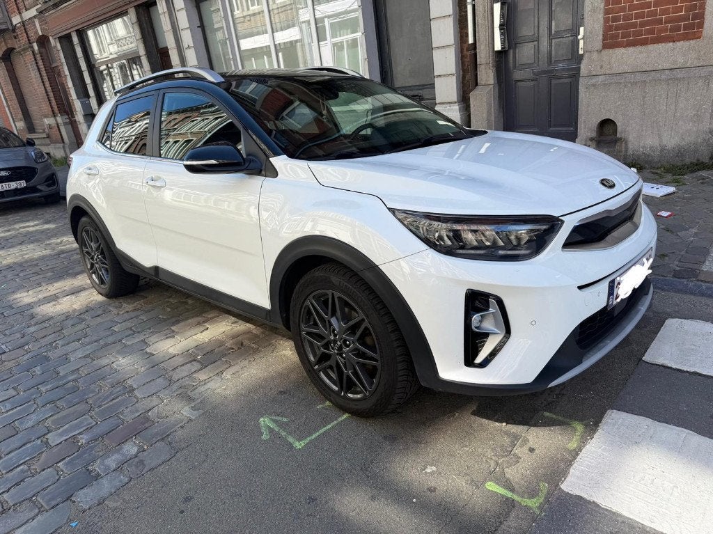 Kia Stonic black edition ISG 74W 120CV*Clim*Navi*Cam*Carplay, Autos, Kia, Achat, 998 cm³, Euro 6, Entretenue par le concessionnaire