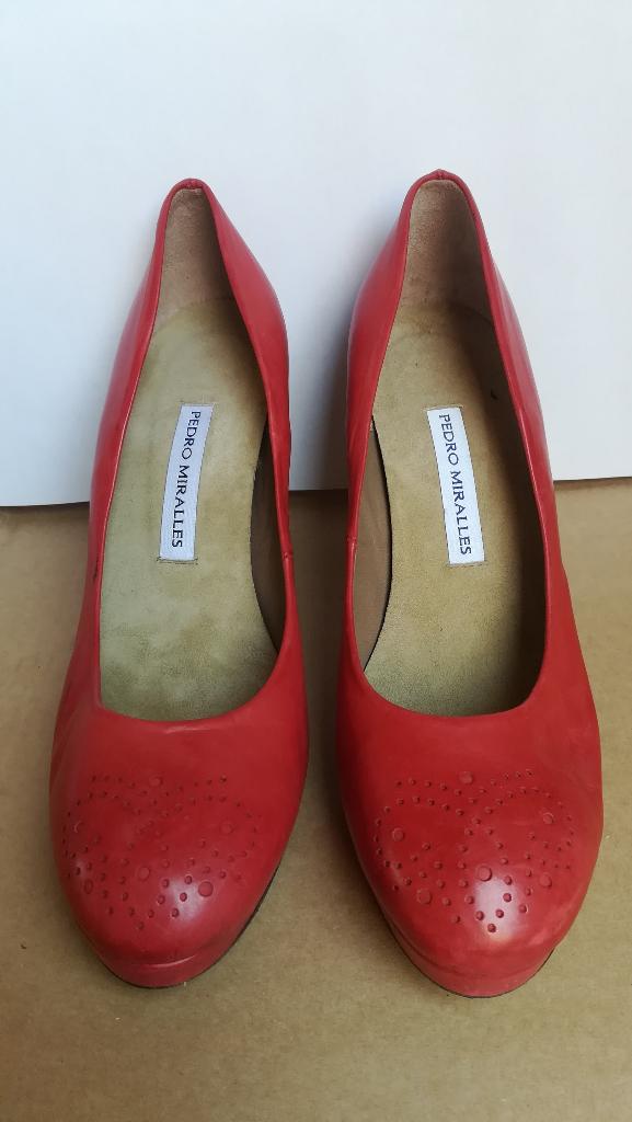 504B* PEDRO MIRALLES rode leren pumps (39), Pumps, Verzenden, Zo goed als nieuw, PEDRO MIRALLES