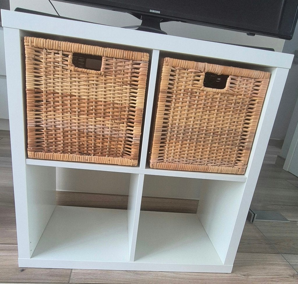 IKEA KALLAX 2x2 wit – inclusief 2 rieten opbergmanden, Huis en Inrichting, Ophalen, Gebruikt