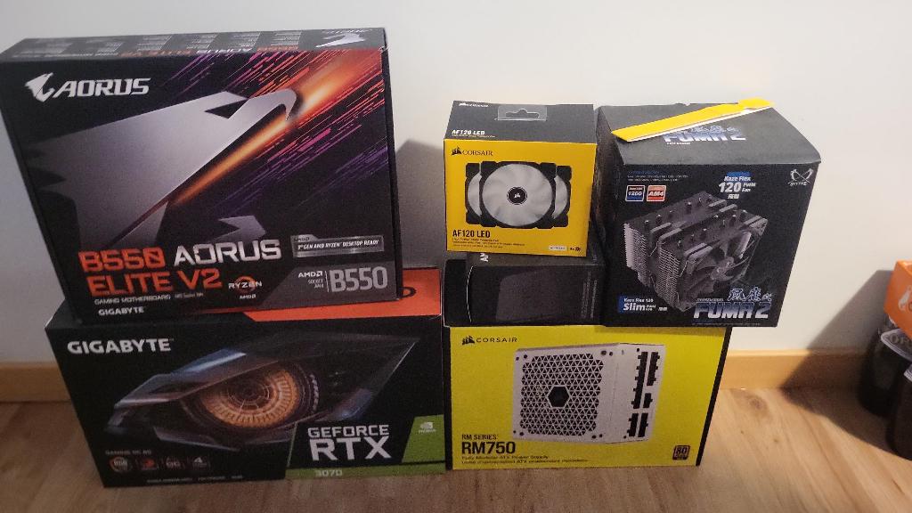 gaming pc onderdelen, cpu kapot, Computers en Software, Desktop Pc's, AMD, Nvidia, Ryzen, ddr4, Deepcool, Corsair, Zo goed als nieuw