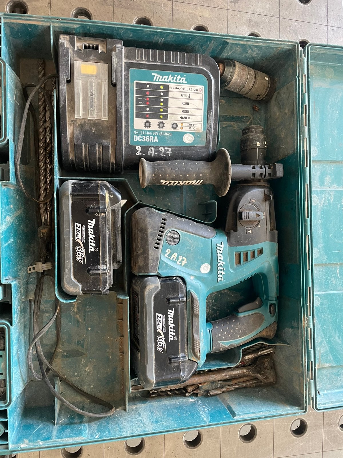 Makita BHR262t, Enlèvement, Utilisé