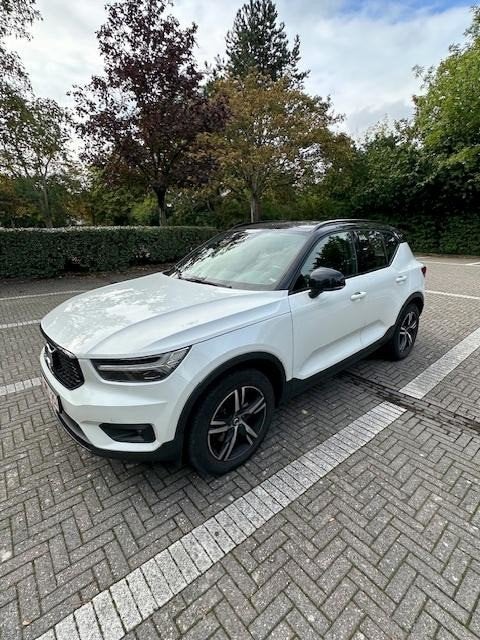 Volvo XC40 T4 RDesign AWD Geartronic, Autos, Cuir, Euro 6, Autres couleurs, Noir