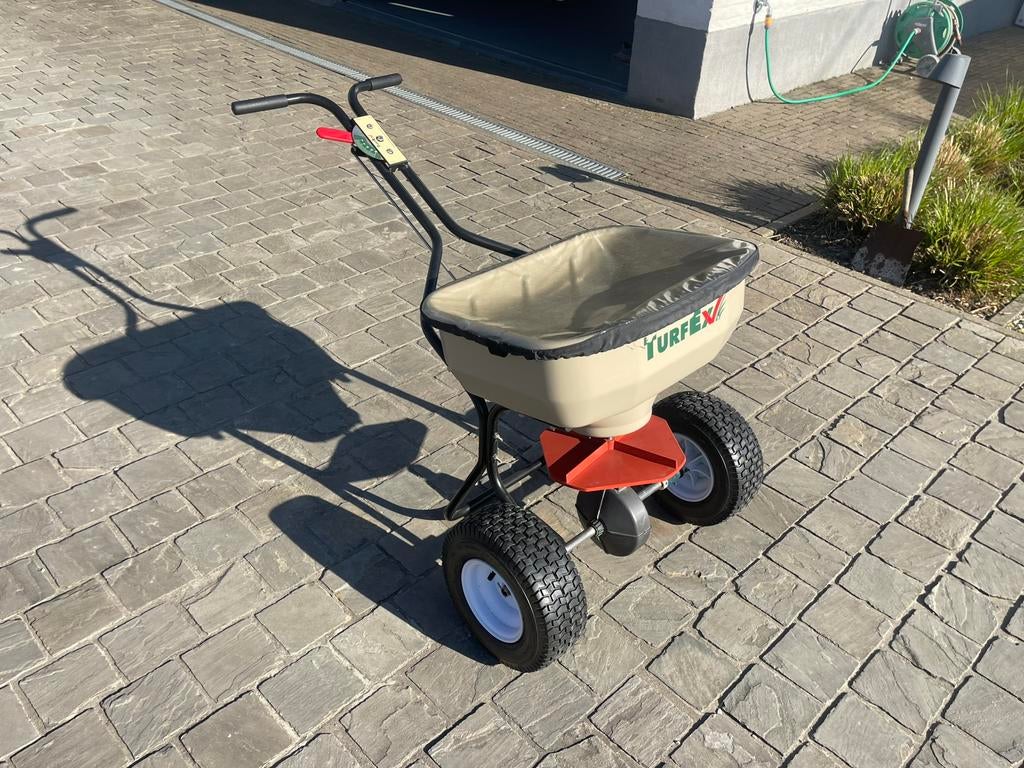 Turfex TS85 grassen zaaien, Enlèvement, Comme neuf, À deux roues
