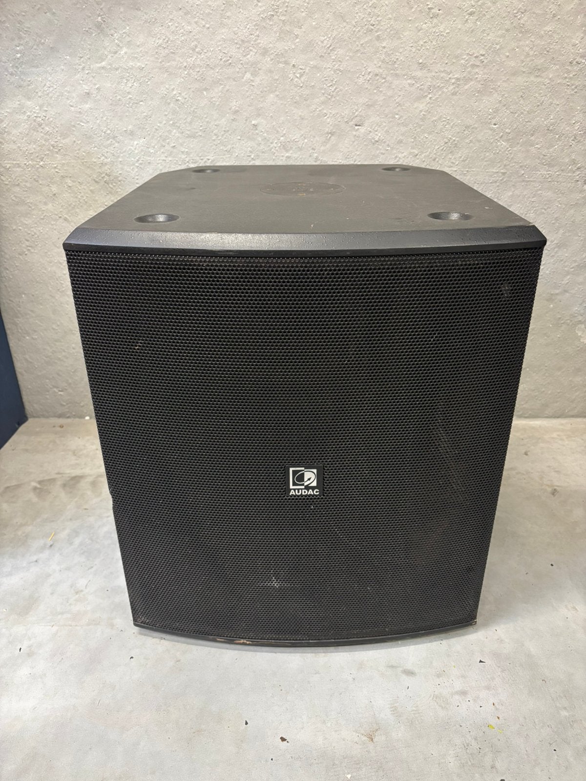 Audac BASO15  Compact 15" bass subwoofer reflex cabinet, Gebruikt, Subwoofer, Basreflex, Ophalen