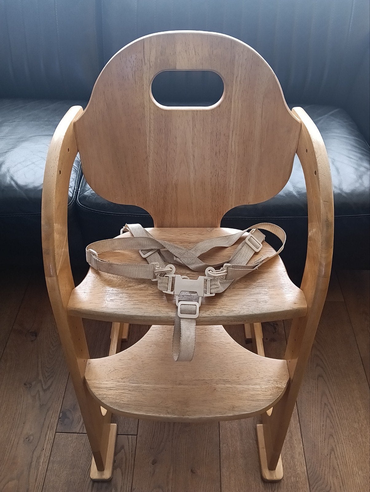 Kinderstoel/ Eetstoel/ Meegroeistoel, Tiamo Wood Collection, Ophalen
