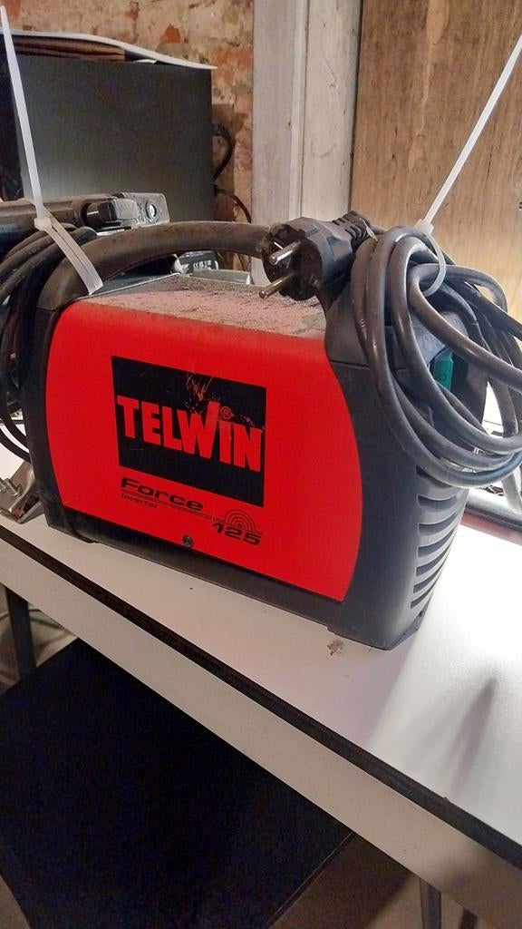 Lasapparaat Telwin 125, Doe-het-zelf en Bouw, Gereedschap | Lasapparaten, Ophalen of Verzenden