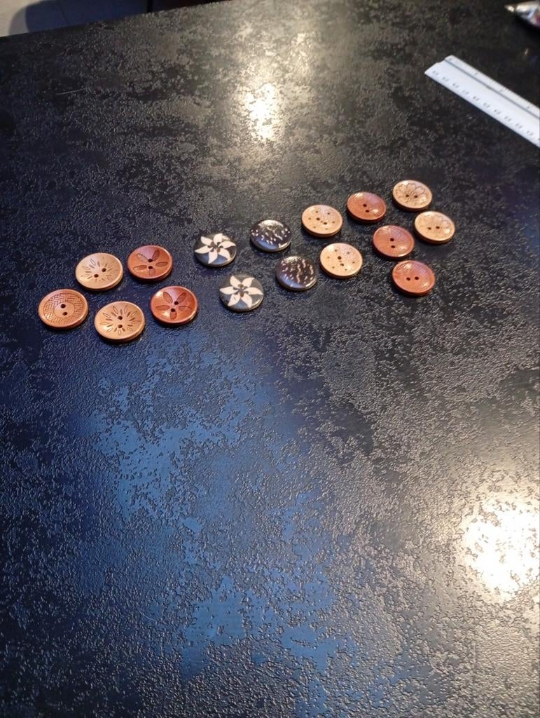 Lot de 16 boutons decore, Enlèvement ou Envoi