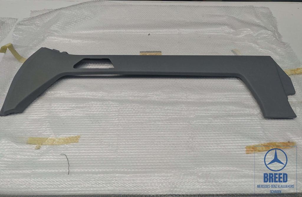 NOS bovenlijst deurpaneel rechts grijs Mercedes W124 coupé, -, Nieuw, Ophalen of Verzenden, -