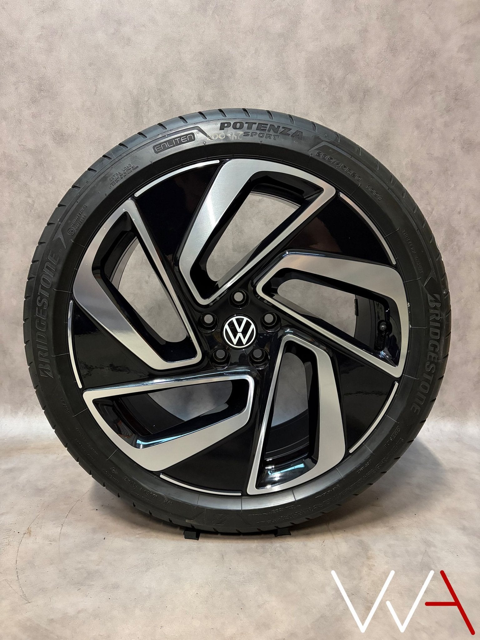 1x 20 inch Volkswagen ID.7 ID7 Montreal wiel 14B601025E BTW, Véhicule de tourisme, -, Pneu(s), Utilisé