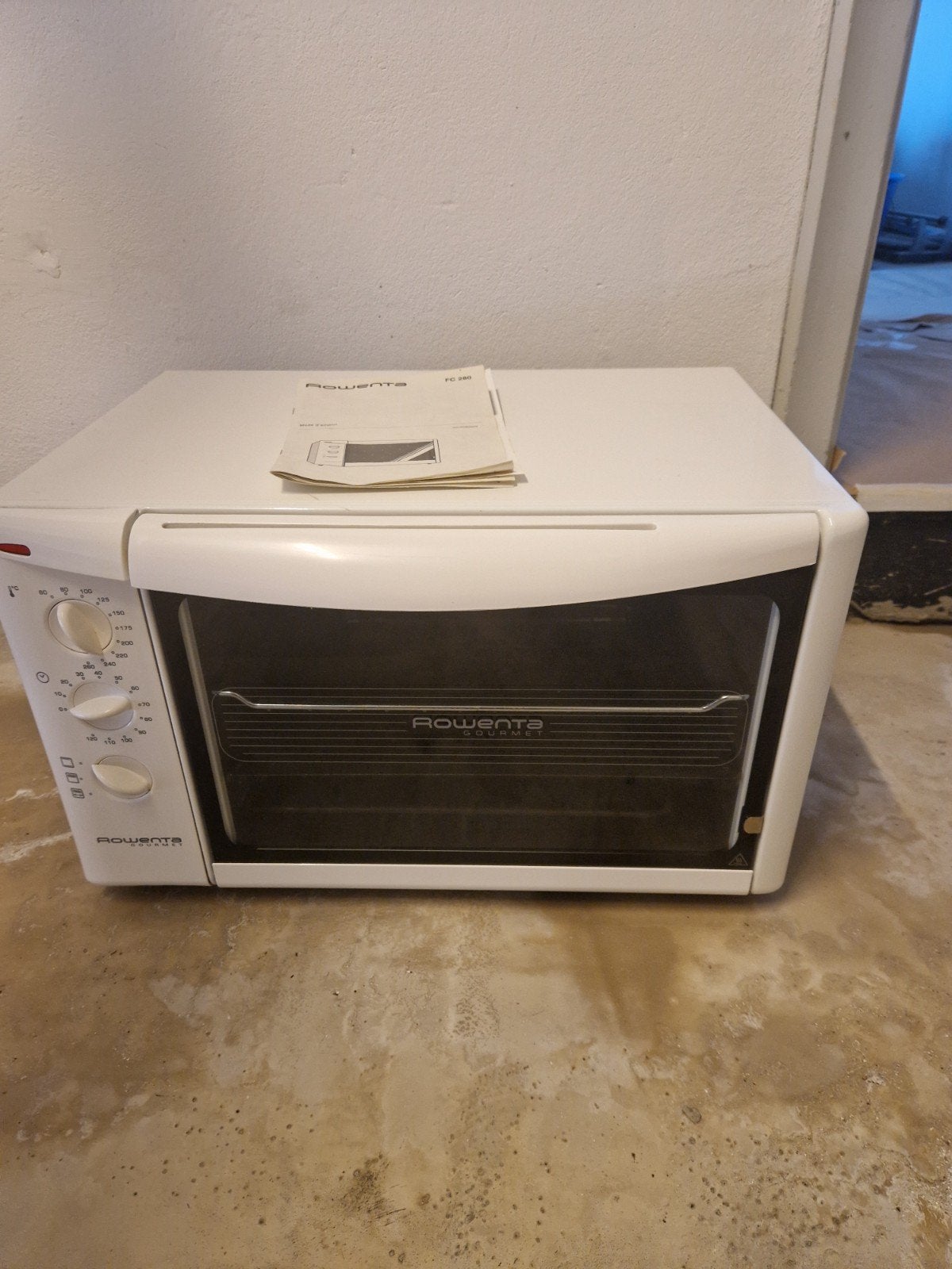 Oven van Rowenta wit FC 280 28 L, Elektronische apparatuur, Ophalen, Oven