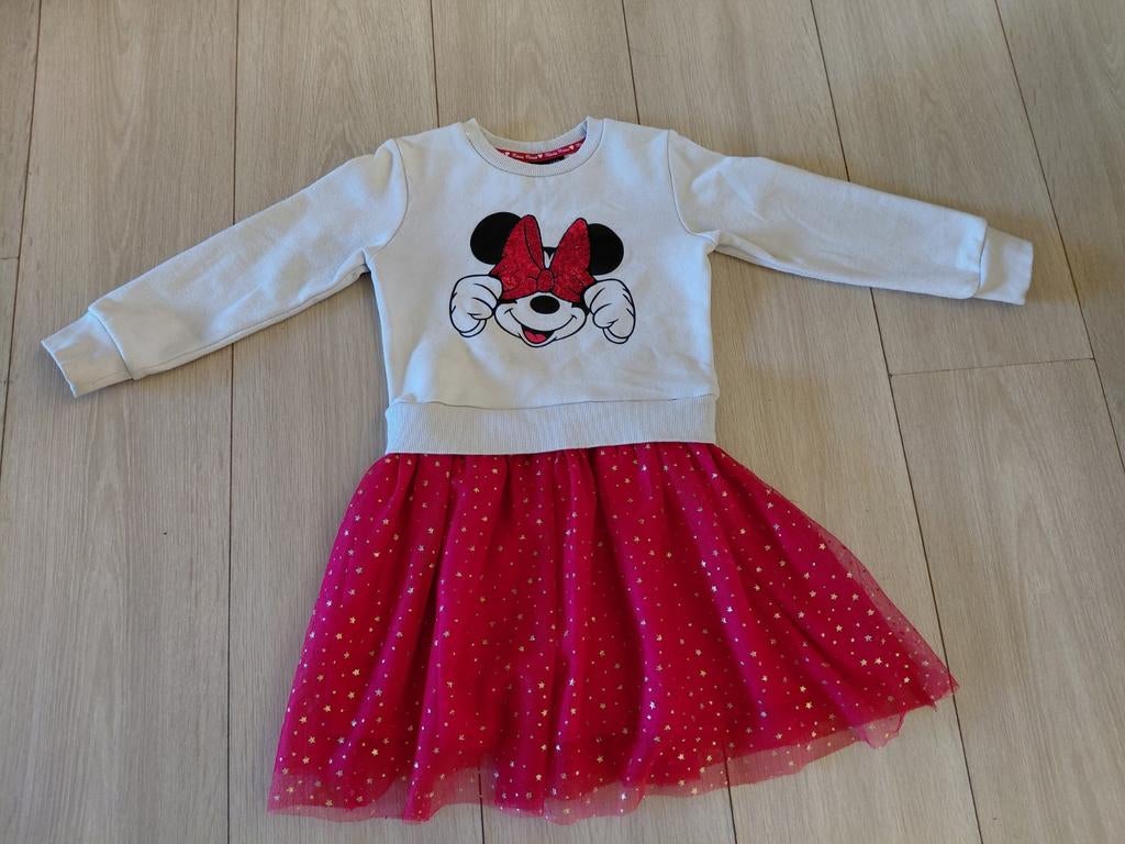 Minni Mouse kleedje, Ophalen