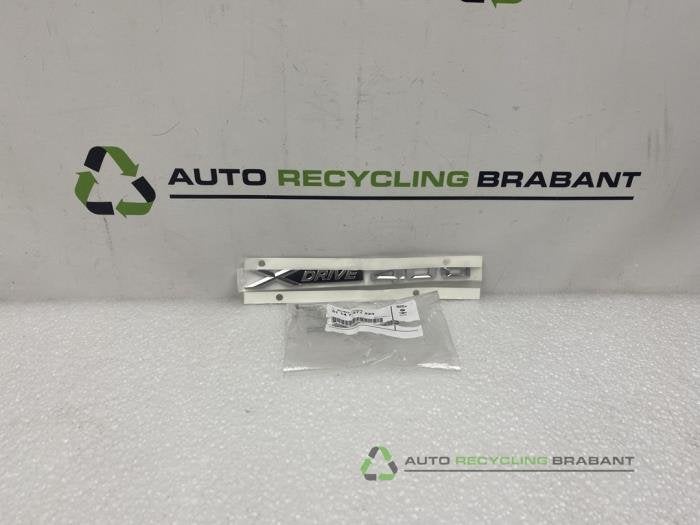 Emblème d'un BMW X6, -, 3 mois de garantie, Utilisé, -