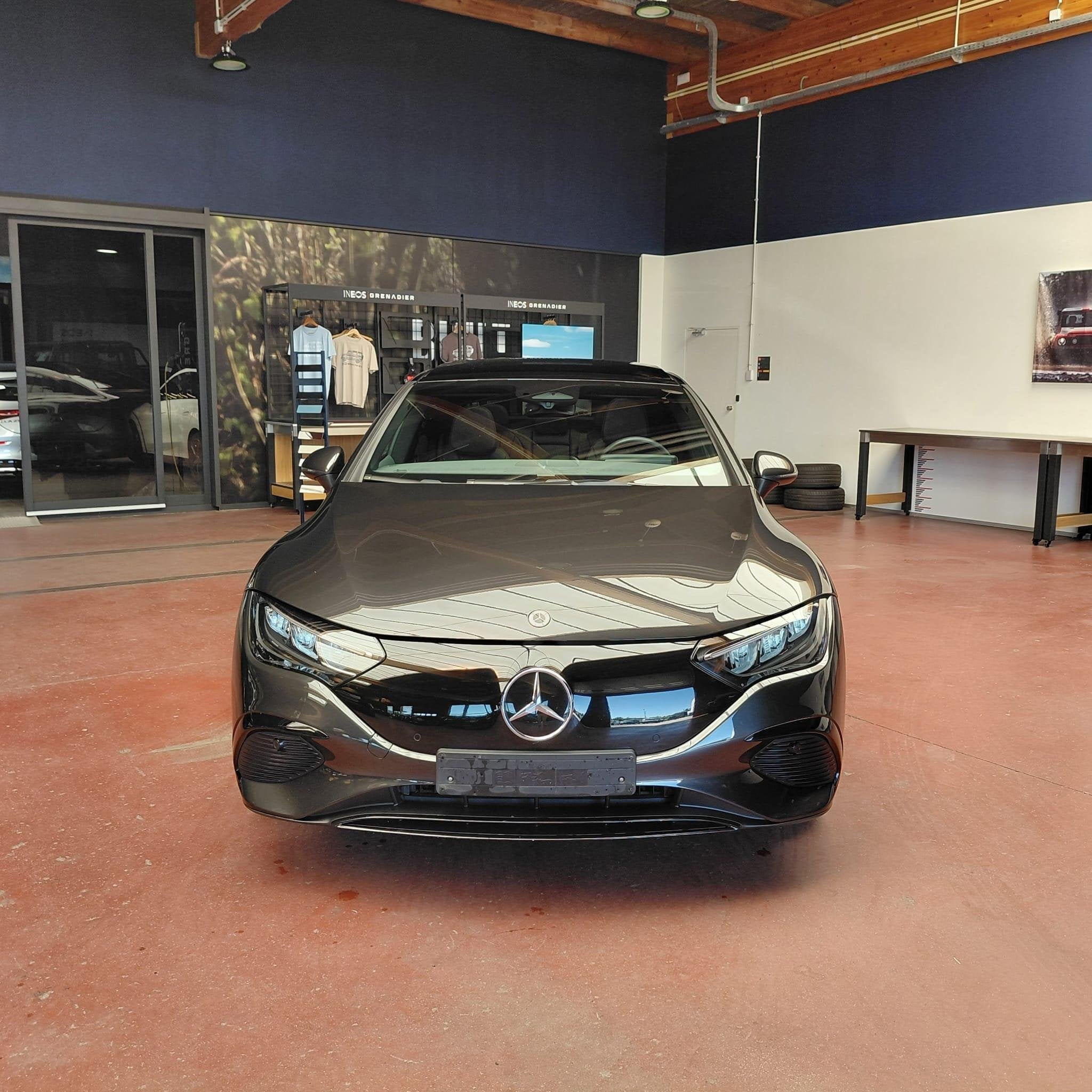 Mercedes-Benz EQE-Klasse 300 Berline Business Line | Panoram, Auto's, Mercedes-Benz, Automaat, Gebruikt, Automatische klimaatregeling